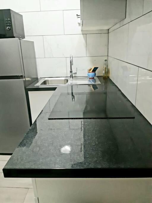 Apartment And Free Parking Place Vitry-sur-Seine Bagian luar foto